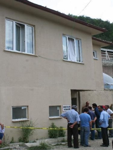 Kaplıcaya Giren Yaşlı Adam Çıkamadı