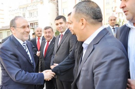 Kapusuz: Anayasa konusunu artık mutlaka sonuçlandırmak lazım