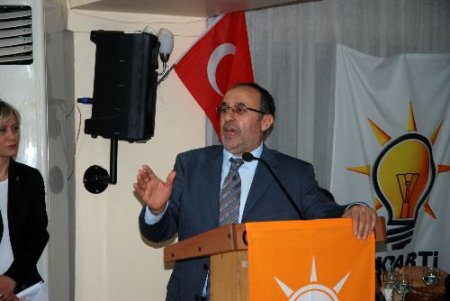 Kapusuz'dan 'gizli Tanık' Tepkisi: O Çantanın İçinde Acaba Bir Takım Kirli Çamaşırlar Mı Var?