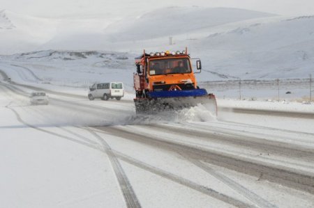 Kar, Van'da da yüzünü gösterdi