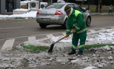 Kar Bitti, Buzlanma Timleri İşbaşına Geçti