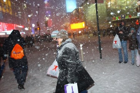 Kar Fırtınası Abd'nin Kuzeydoğusunda Hayatı Felç Etti