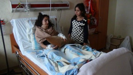 Kar kütlesi altında kalan genç kızın durumu iyiye gidiyor