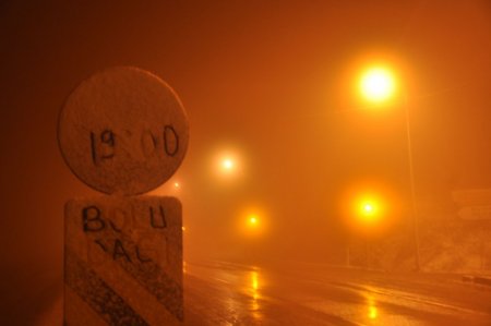 Kar yağışı Bolu Dağı'nda ulaşımı olumsuz etkiliyor