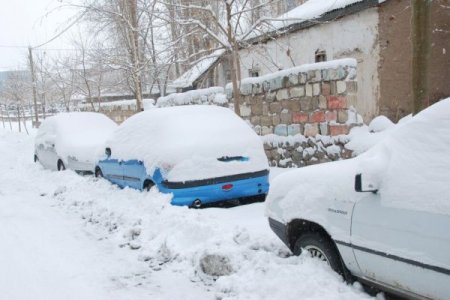 Kar Yağışı Sonucu 325 Köy Yolu Ulaşıma Kapandı