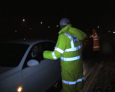 Kar yağışı Uşak-Ankara karayolunda ulaşımı etkiledi