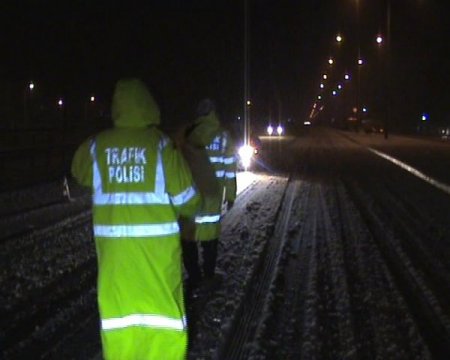 Kar yağışı Uşak-Ankara karayolunda ulaşımı etkiledi