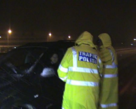 Kar yağışı Uşak-Ankara karayolunda ulaşımı etkiledi