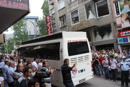 Karabük'te İşçiler Eylem Yaptı
