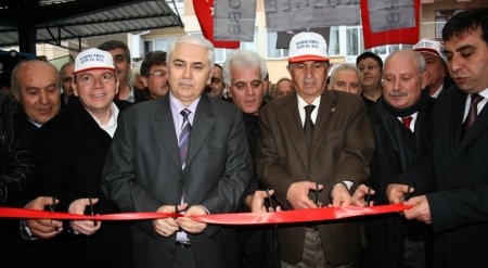 Karacabey’de tarım fuarı açıldı