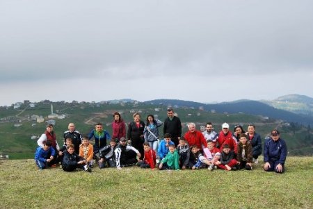Karadağ Yaylası’na doğa yürüyüşü düzenlendi