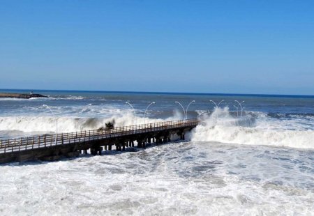 Karadeniz'de şiddetli fırtına