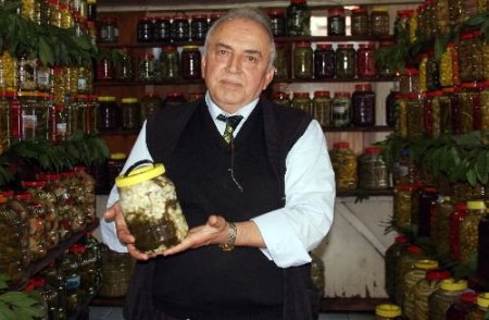Karadeniz'in Ünlü Turşucusu: Vonalı Celal Turşu Evleri Kurulsa Tutar