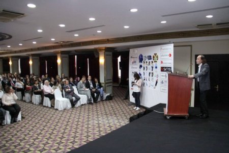 Karadenizli eczacılar, sektörel eğitimlerle kendilerini geliştiriyor