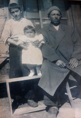 Karadenizli Mucidin Köy Kaloriferi, Hem Evi Hem Cebi Sıcak Tutuyor