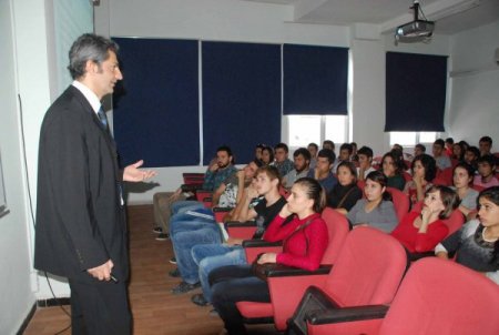 Karadoğan: Suriye'deki olaylar taşımacılık sektörüne büyük darbe vurdu