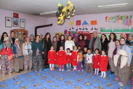 Karaman Bilgievi’nden köy okuluna yardım