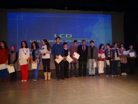 Karaman’da Cambridge Esol sınavında başarılı öğrenciler ödüllendirildi