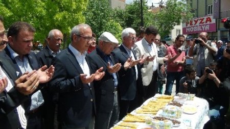 Karamanlılar, Yunus Emre Hoşgörü Sofrası'nda buluştu