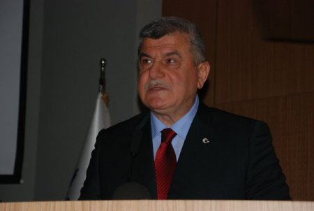 Karaosmanoğlu: Kocaeli'nin trafik yükünü kuzey ve güney otoyolları çözecek