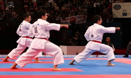 Karateci kızlar dünya üçüncüsü oldu