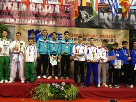 Karate'de Balkanların hakimi Türkiye
