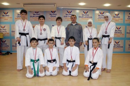 Karatede Burç Okulları 9 madalya kazandı