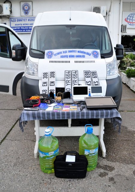 Karavanla hırsızlık turuna çıktı, son işinde yakayı ele verdi