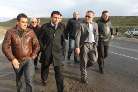 Karayolları yetkilileri, İpekyolu'ndaki çökmeyle ilgili inceleme yaptı