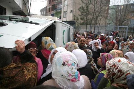 Karbonmonoksit Gazından Zehirlenen 3 Kız Kardeş Gözyaşlarıyla Toparğa Verildi