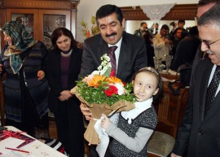 Karnelerini Hastanede Aldılar