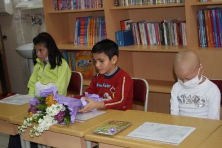 Karnelerini Hastanede Aldılar