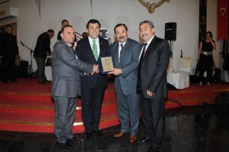 Kars, Ardahan ve Iğdırlılar Başkent'te eğlendi
