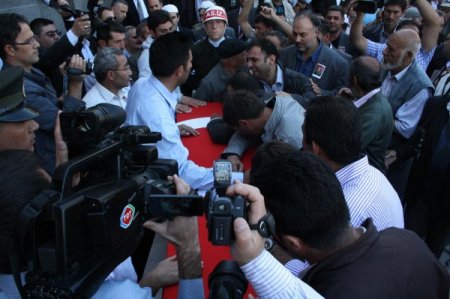 Kars, şehidini uğurladı