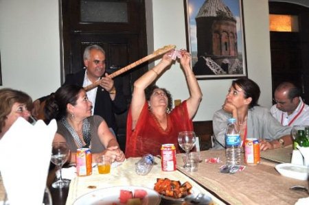 Kars, Turizmcileri Ağırladı