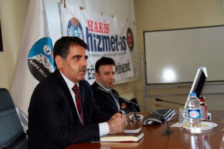 Kars Belediye Başkanı'ndan işçilerinin sorunlarına eğitimli destek