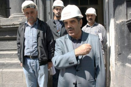 Kars Belediyesi, tarihi binayı turizme kazandırıyor