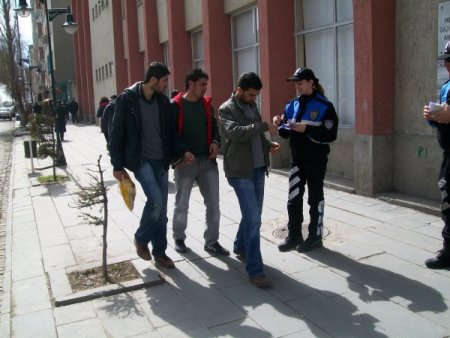 Kars Emniyet Müdürlüğü Kontör Dolandırıcılığı Konusunda Halkı Uyarıyor