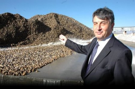 Kars Şeker Fabrikası Çiftçiye 5 Milyon 500 Bin Lira Pancar Bedeli Ödeyecek
