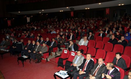 'KARSAMED'in gönüllü doktorları Afrika'da binlerce kişiyi tedavi etti'