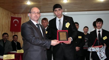 Kars'ı Anadolu İmam Hatip Lisesi öğrencileri temsil edecek