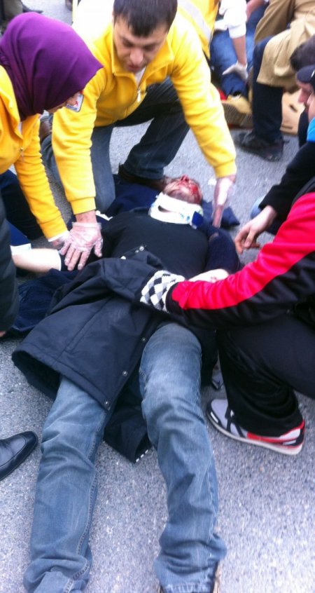 Karşı yola geçen otomobil kaza yaptı: 4 yaralı