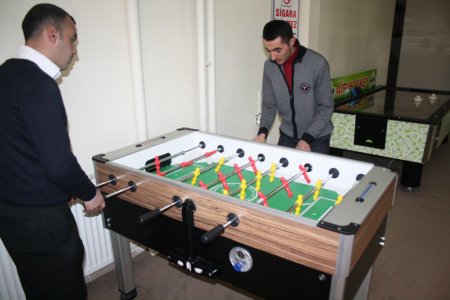 Kars’ın ilk Langırt ve Air Hockey turnuvasını STK’lar düzenliyor