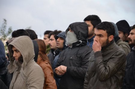 Karşıt görüşlü öğrencilerin eylem gerginliği