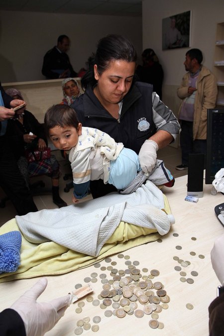 Karşıyaka Belediyesi dilenci operasyonu yaptı