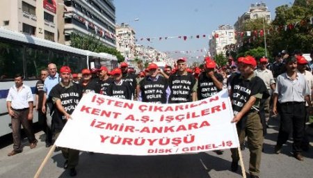 Karşıyaka Kent Aş'de, İşten Atılan İşçiler Ankara Yürüyüşüne Başladı