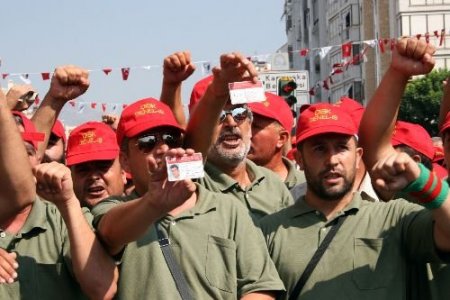 Karşıyaka Kent Aş'de, İşten Atılan İşçiler Ankara Yürüyüşüne Başladı