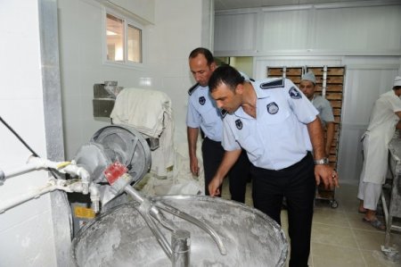 Karşıyaka'da Fırınlara Ramazan Denetimi