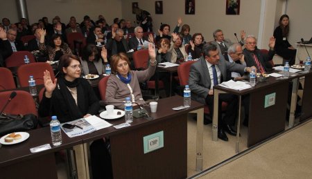 Karşıyaka’da vatandaştan kaldırım parası alınmayacak