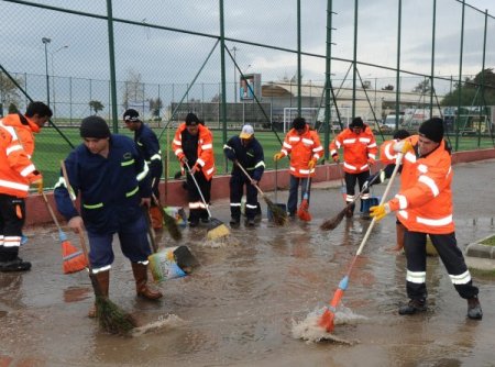 Karşıyaka'yı üç gün boyunca 400 işçi temizleyecek